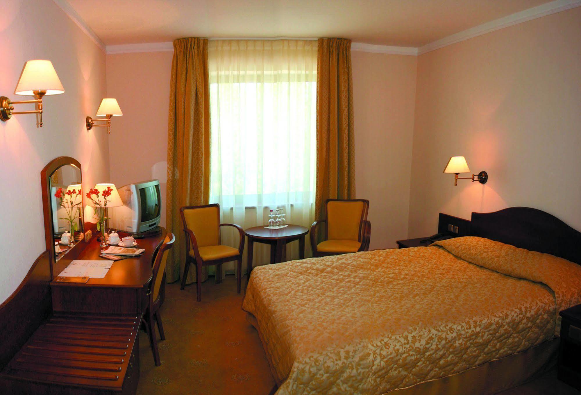 Sympozjum&spa 4*